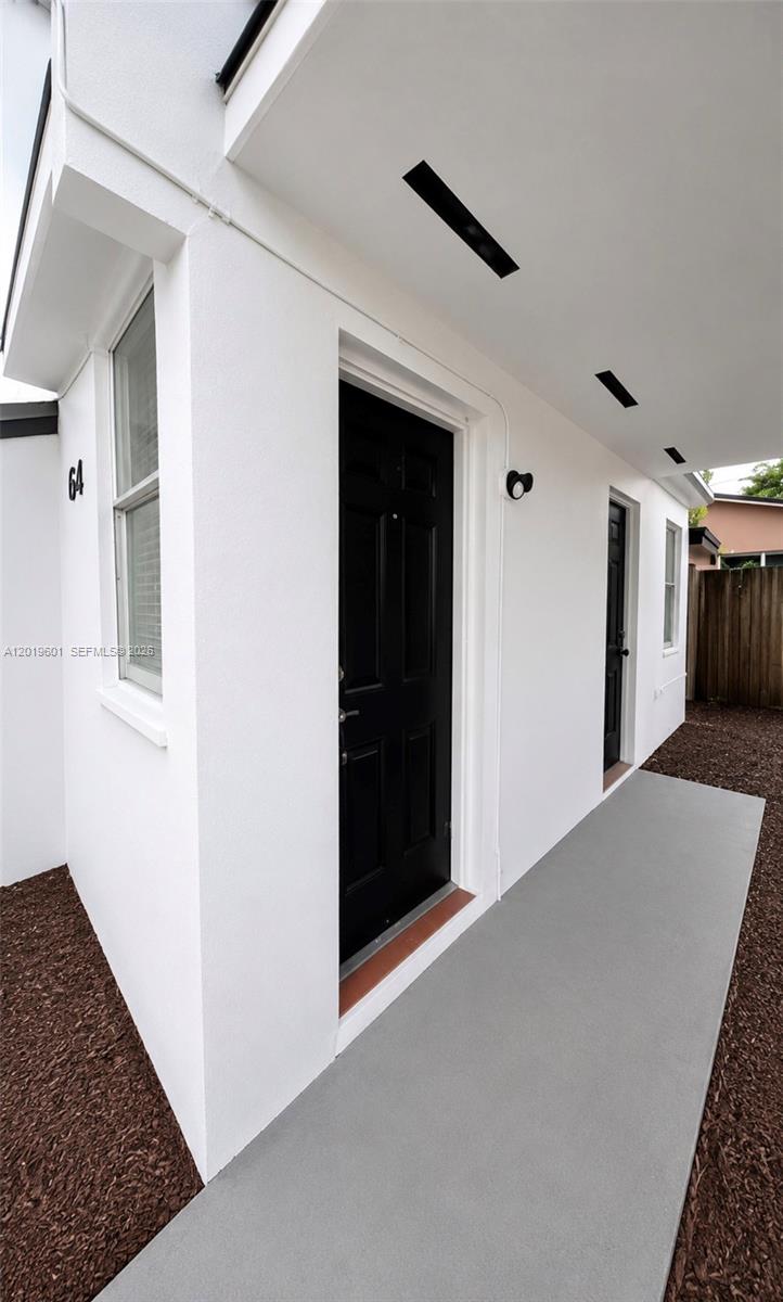 N MIAMI ESTATES - Residential Income
