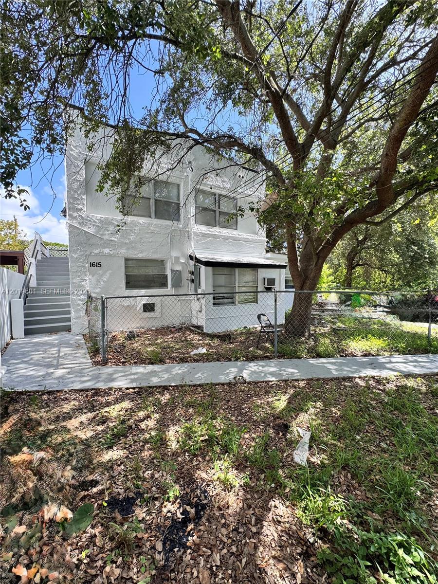N MIAMI ESTATES - Residential Income