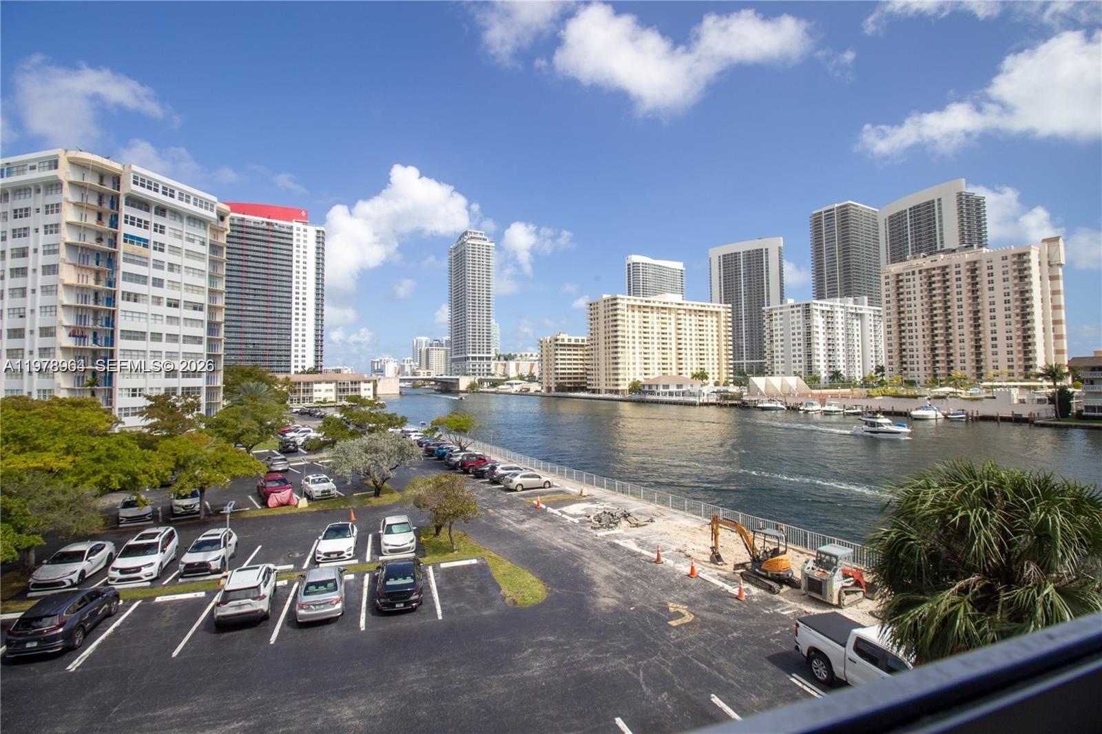 GOLDEN SAILS CONDO - Residential