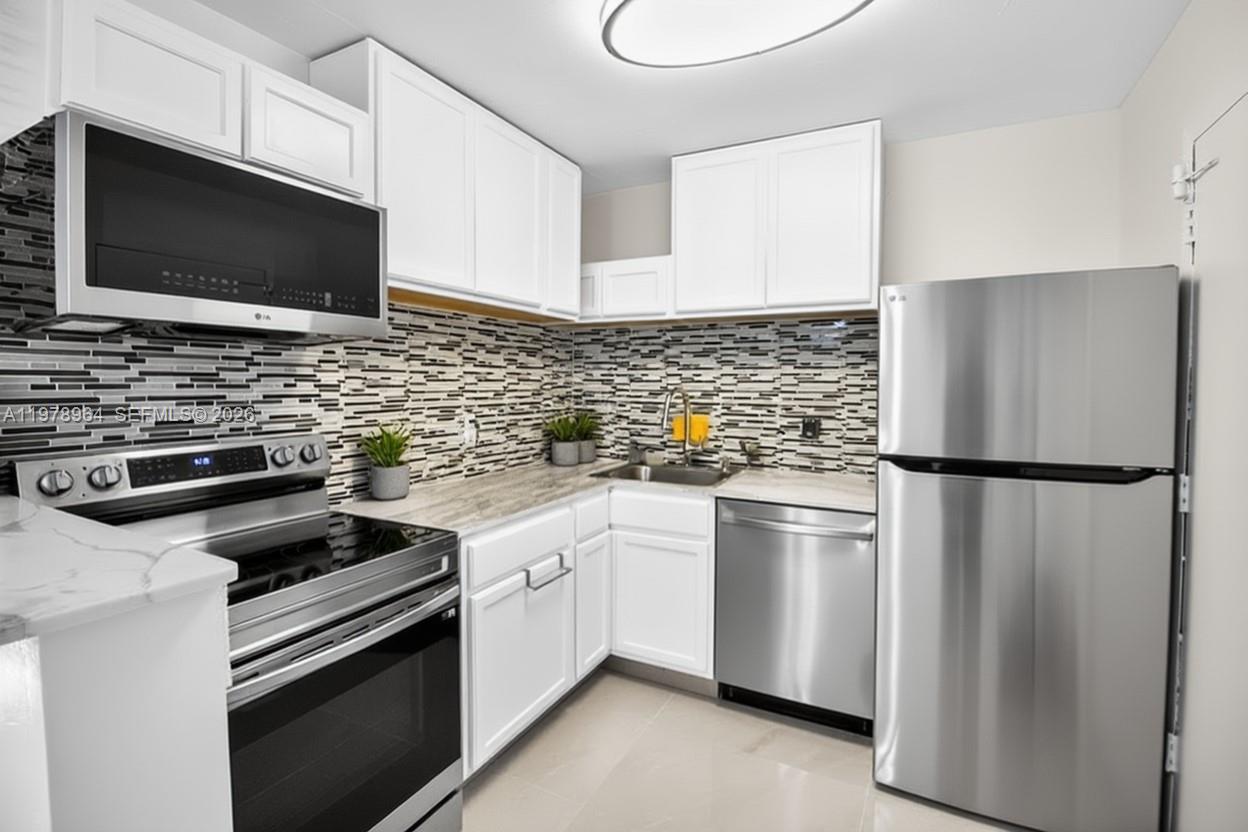 111 Golden Isles Dr C9