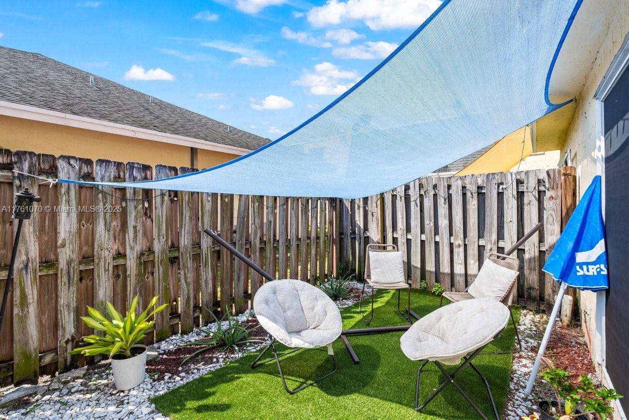 PELICAN POINT AT BOYNTON - Residential