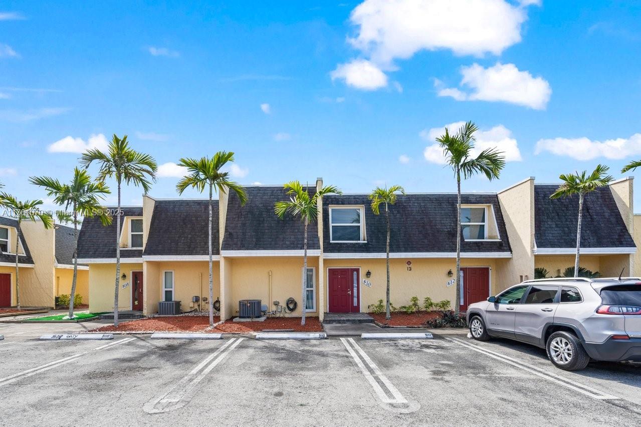 PELICAN POINT AT BOYNTON - Residential
