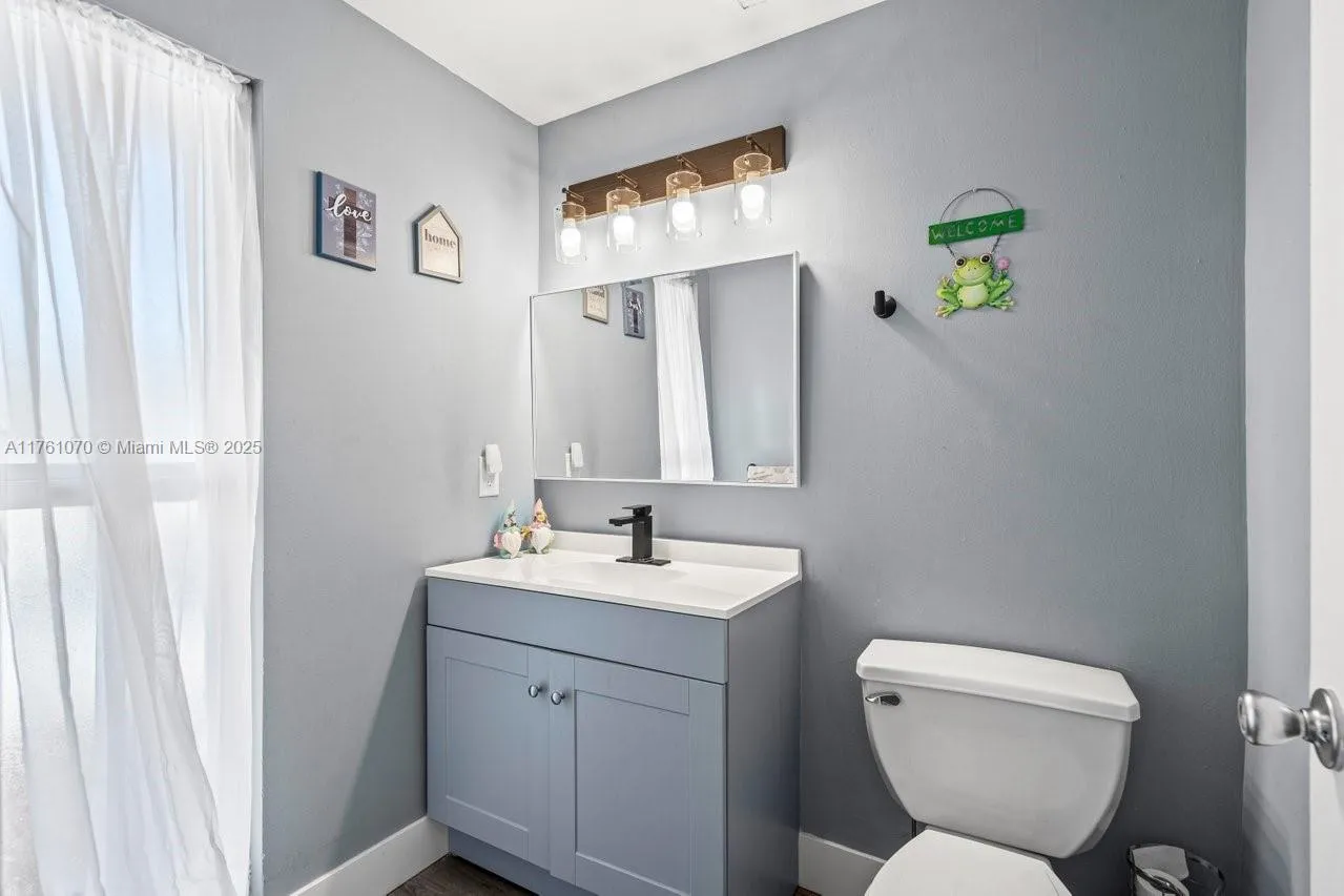 Boynton Beach, Florida 33435, United States, 2 Bedrooms Bedrooms, ,2 BathroomsBathrooms,Residential,Active,86319