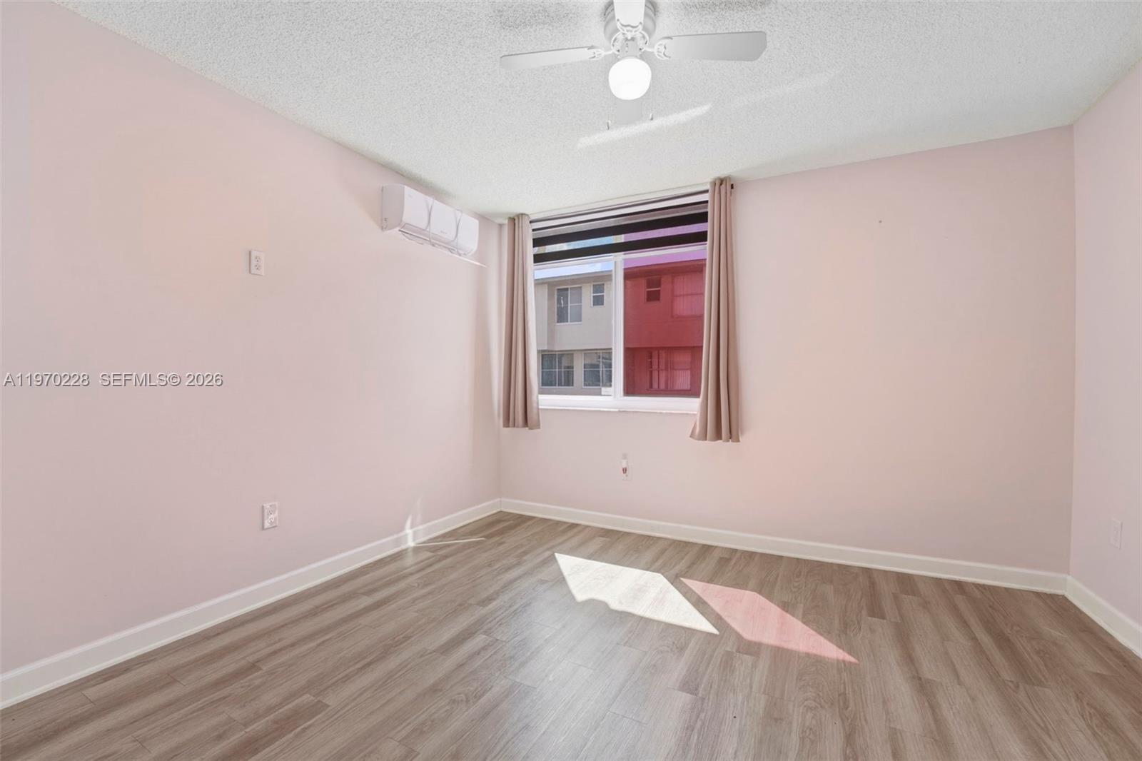 MANGO HILL CONDO NO 3 - Residential Lease