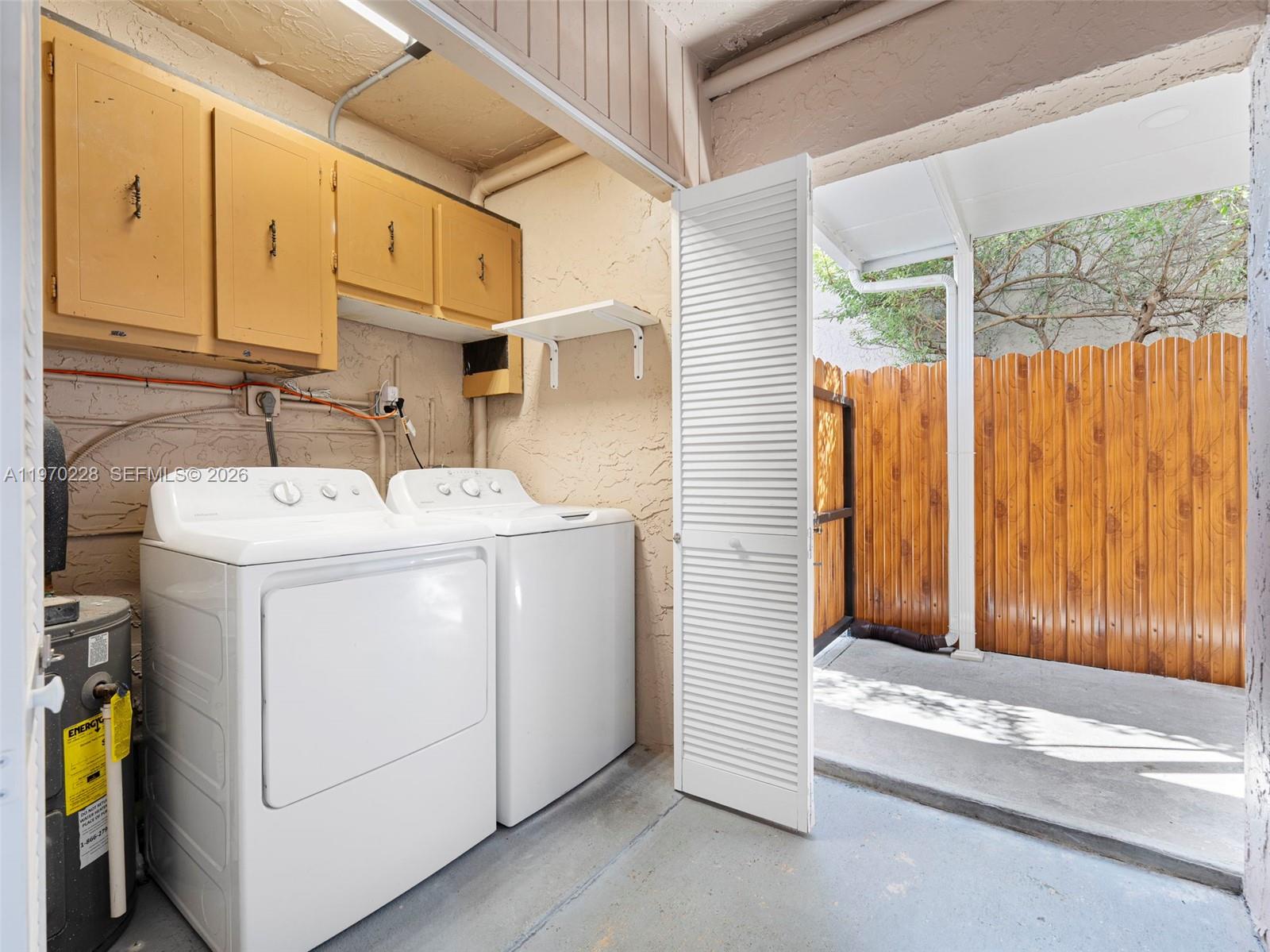 MANGO HILL CONDO NO 3 - Residential Lease