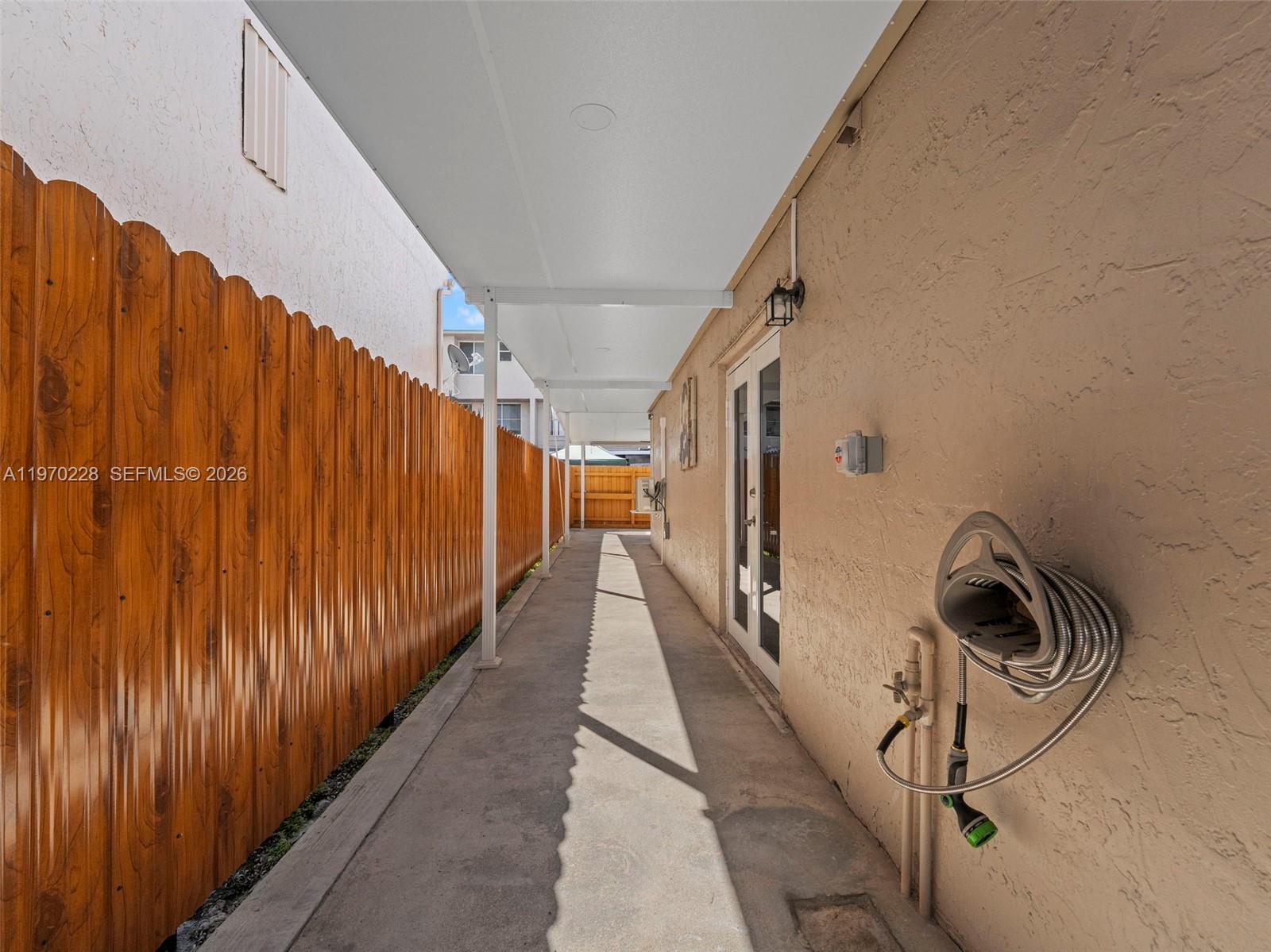 MANGO HILL CONDO NO 3 - Residential Lease