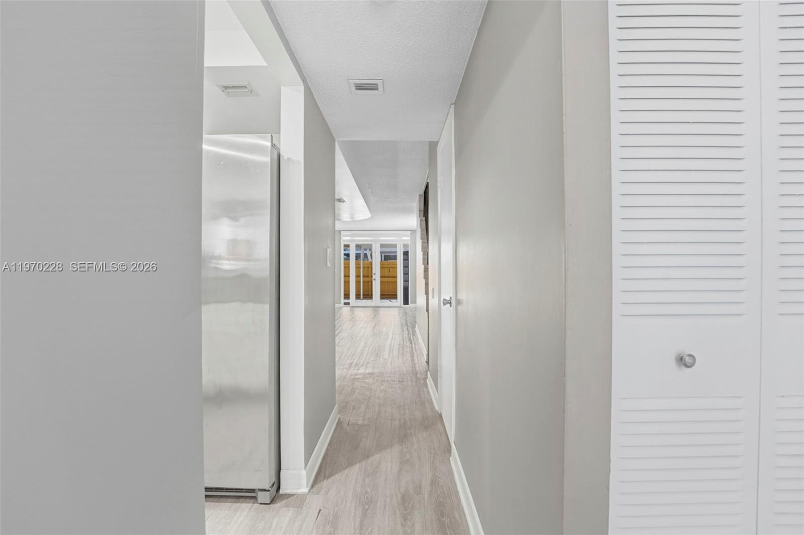 MANGO HILL CONDO NO 3 - Residential Lease