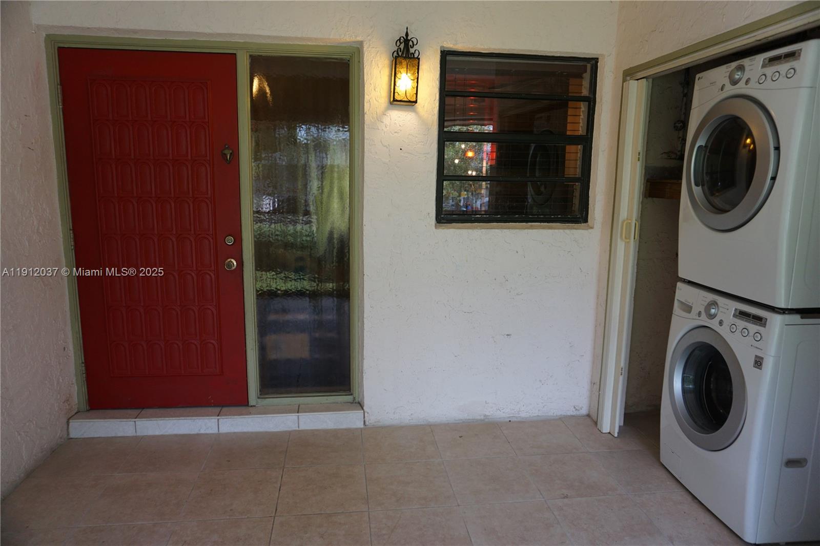 PINES OF SPRINGTREE 1 CON - Residential Lease