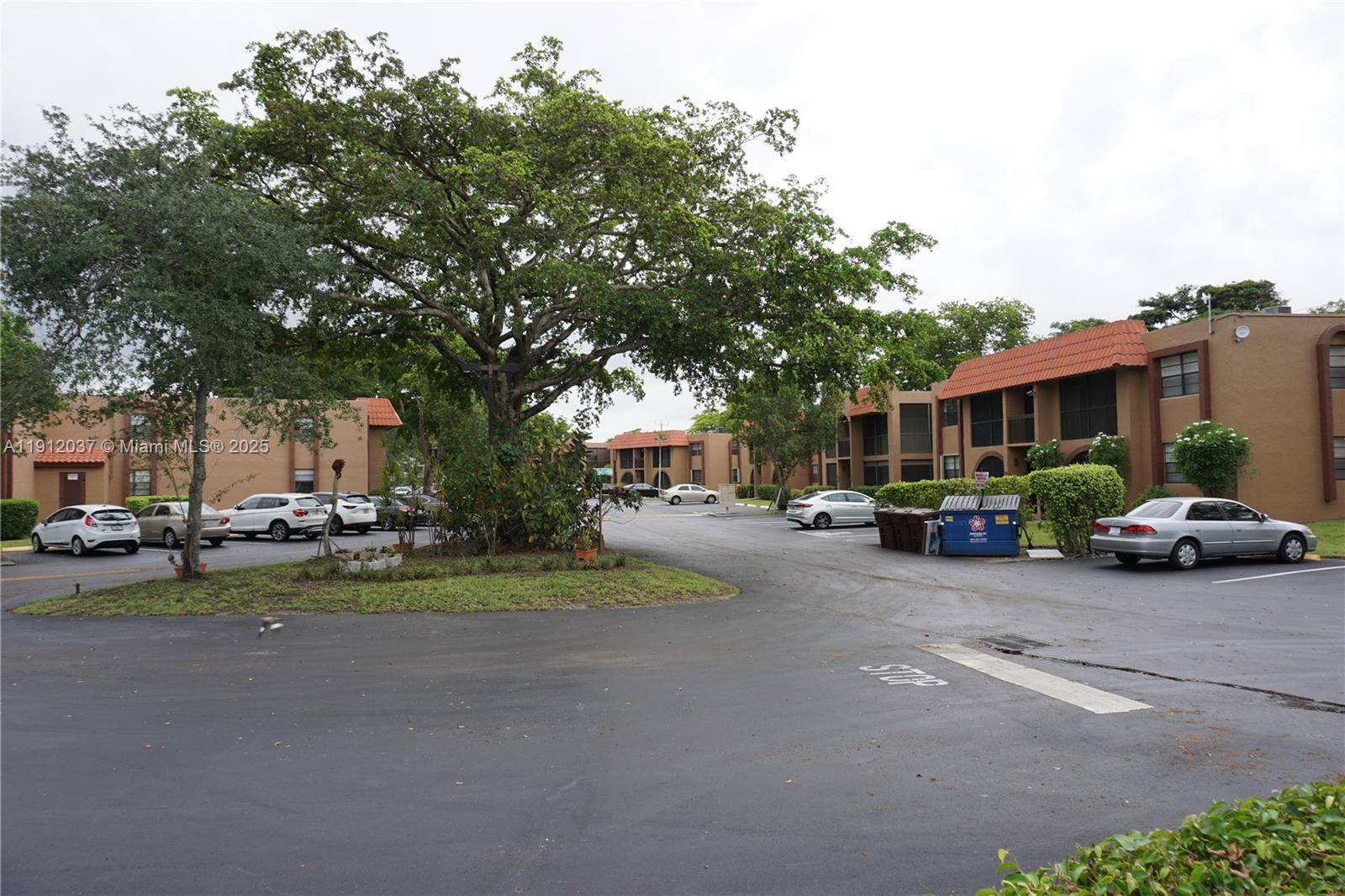 PINES OF SPRINGTREE 1 CON - Residential Lease