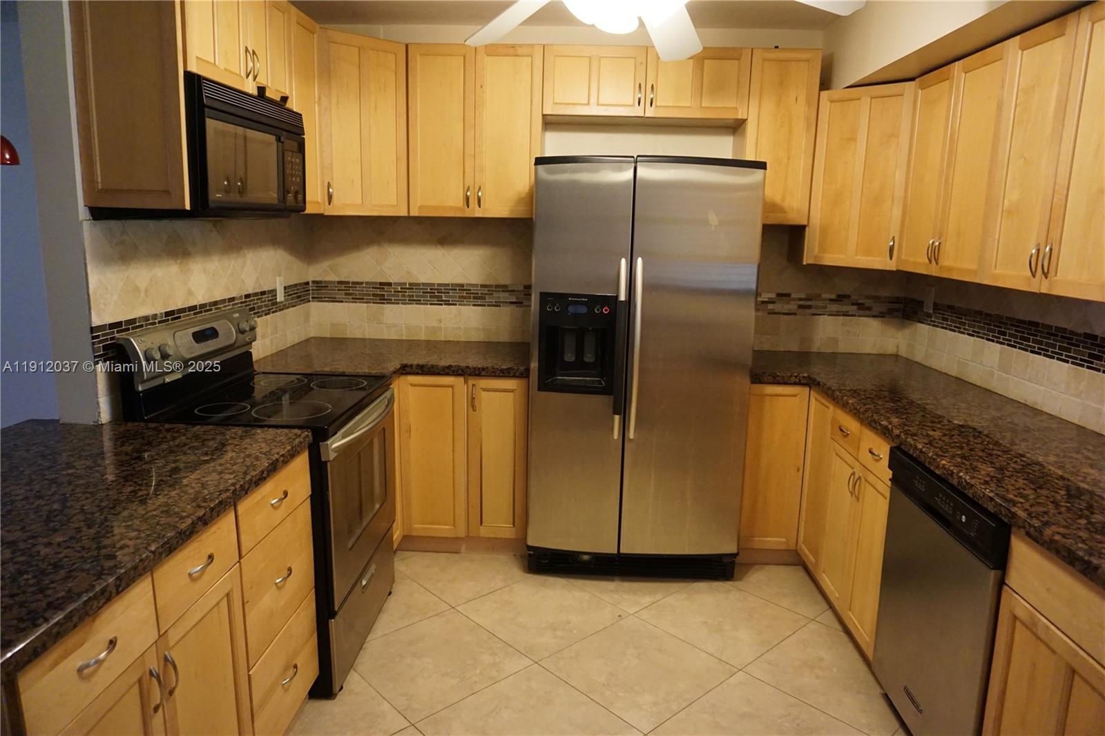 PINES OF SPRINGTREE 1 CON - Residential Lease