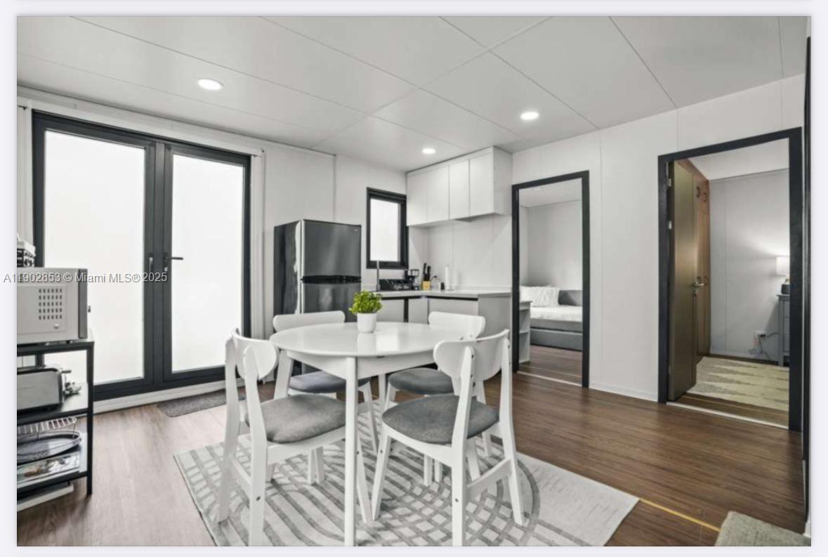 GOLDEN GATE EST UNIT 46 - Residential