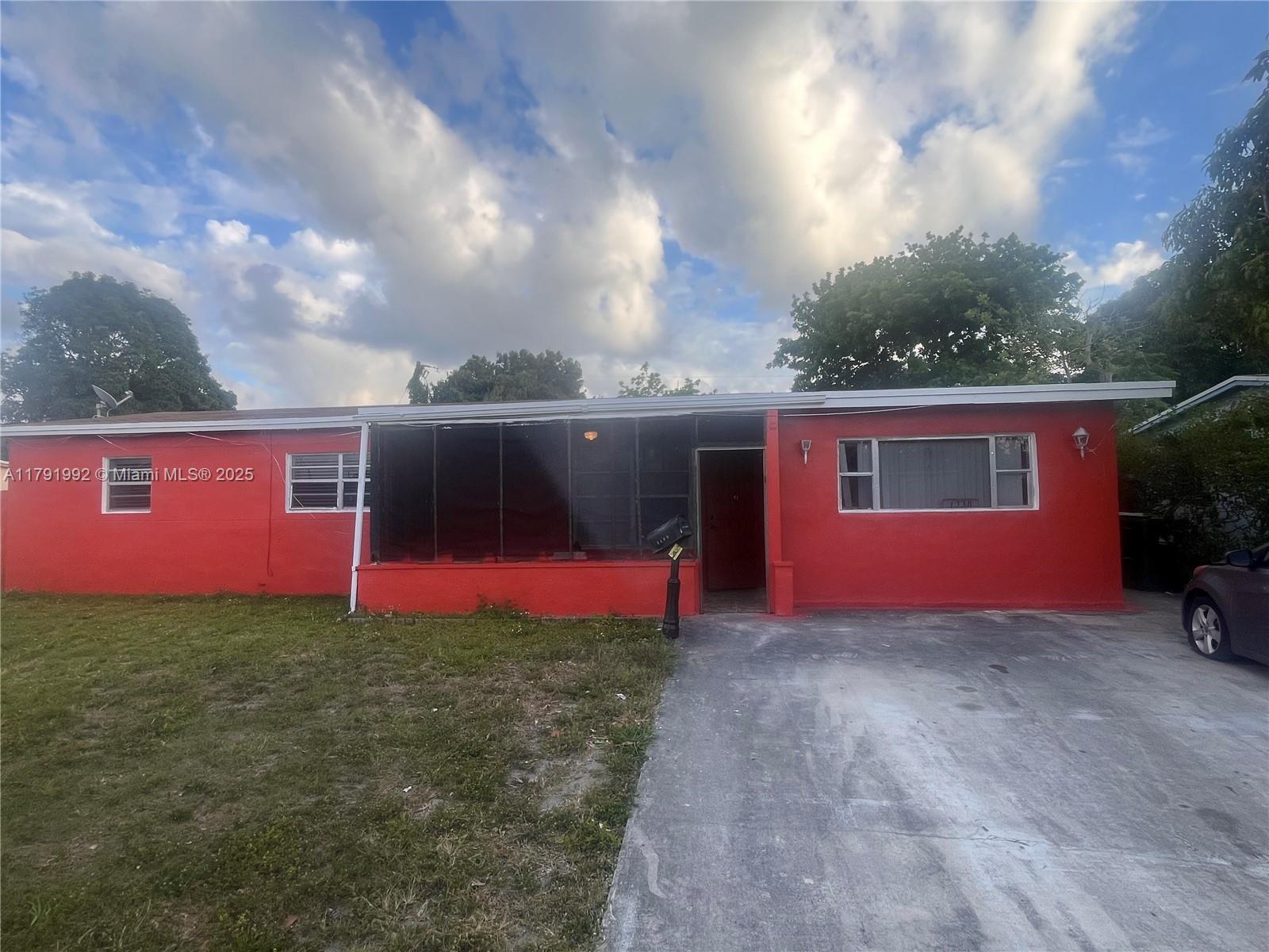 1330 NE 212th Ter