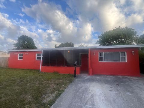 1330 NE 212th Ter Miami FL 33179