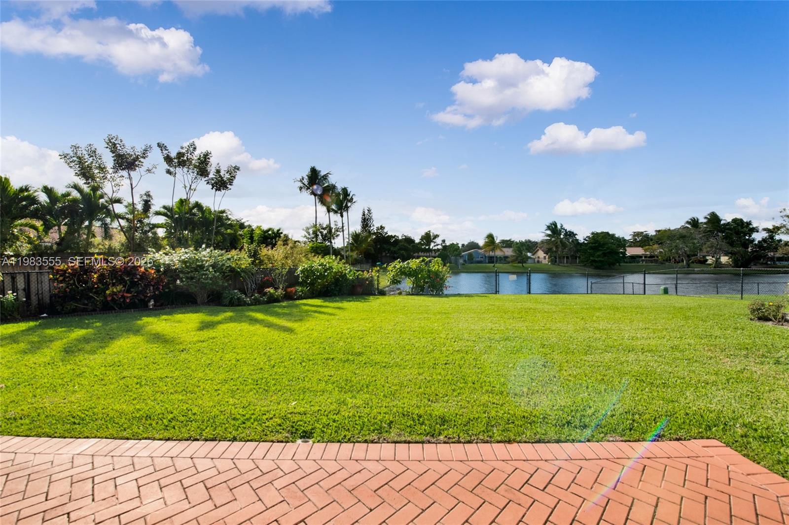 FOREST LAKE - Residential