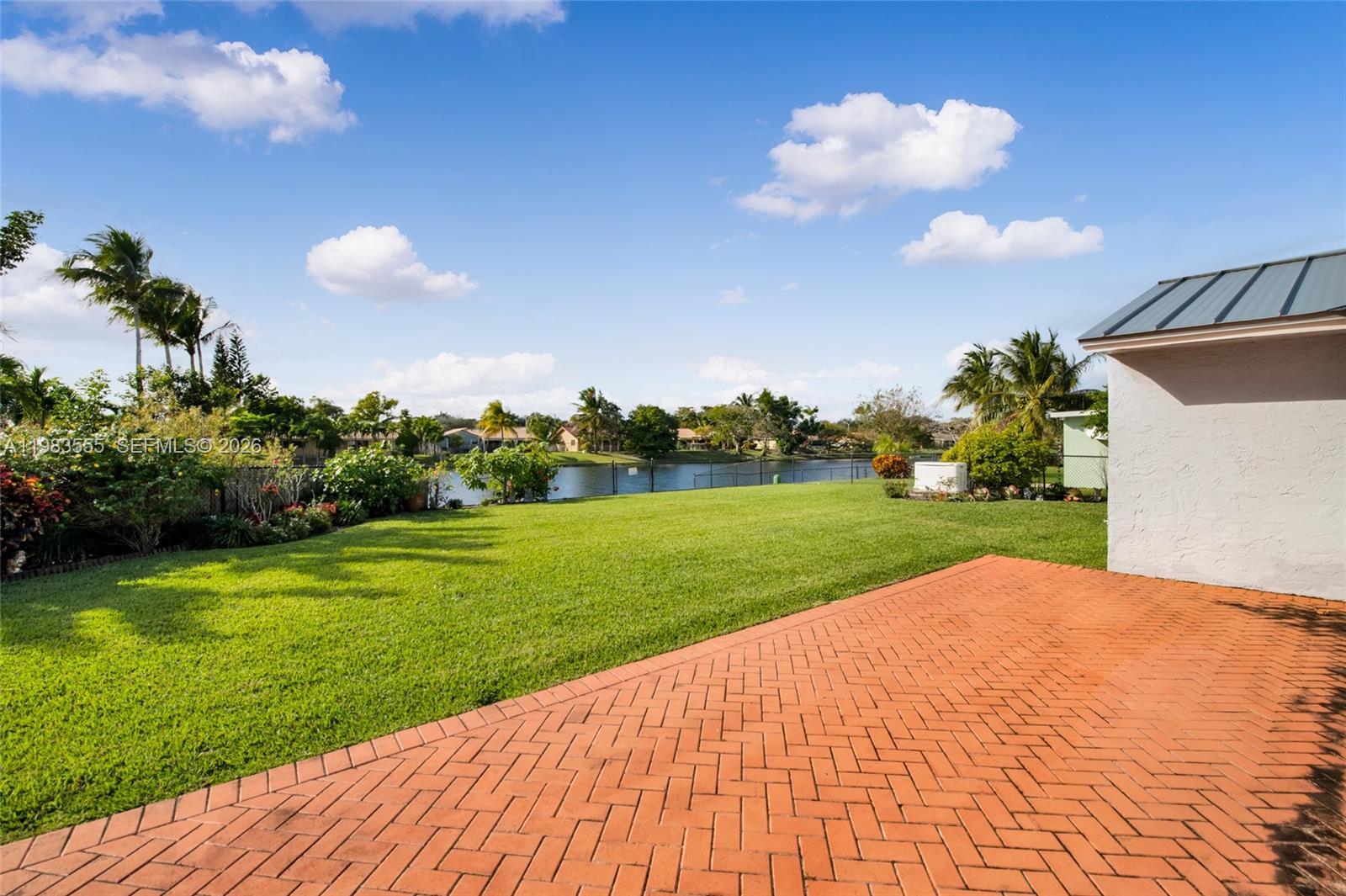 FOREST LAKE - Residential