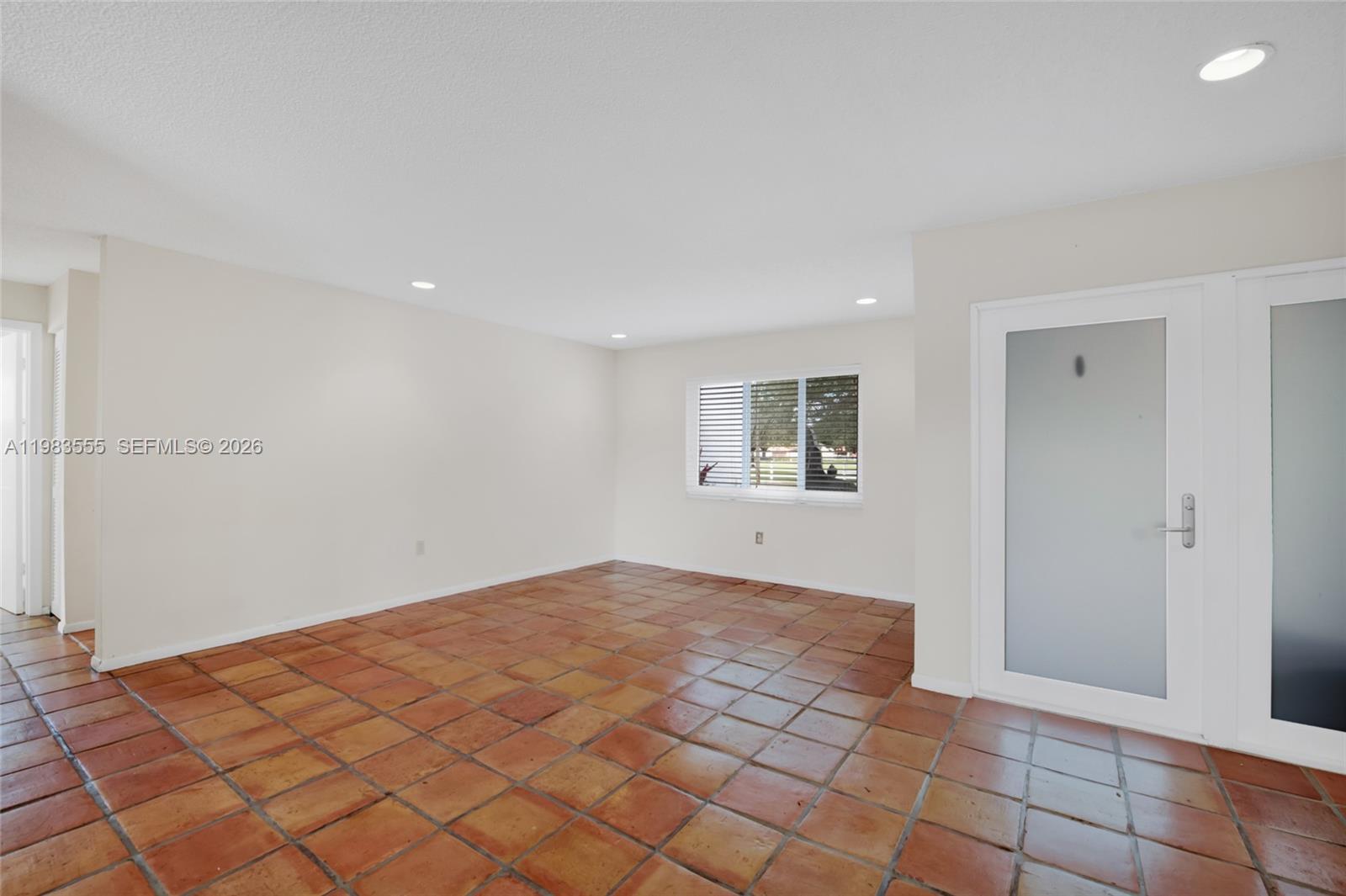 FOREST LAKE - Residential