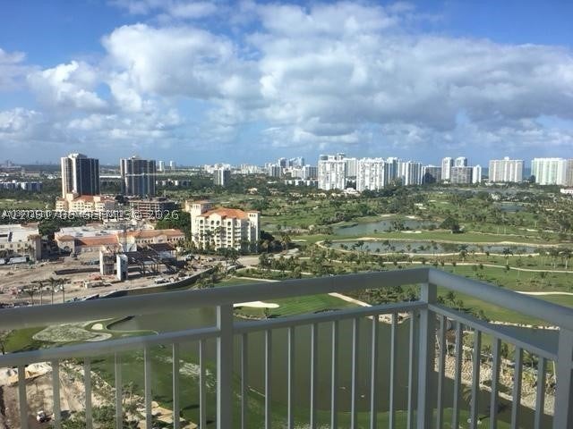 19501 W Country Club Dr 2413