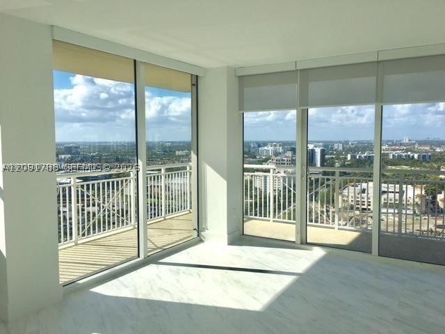 19501 W Country Club Dr 2413