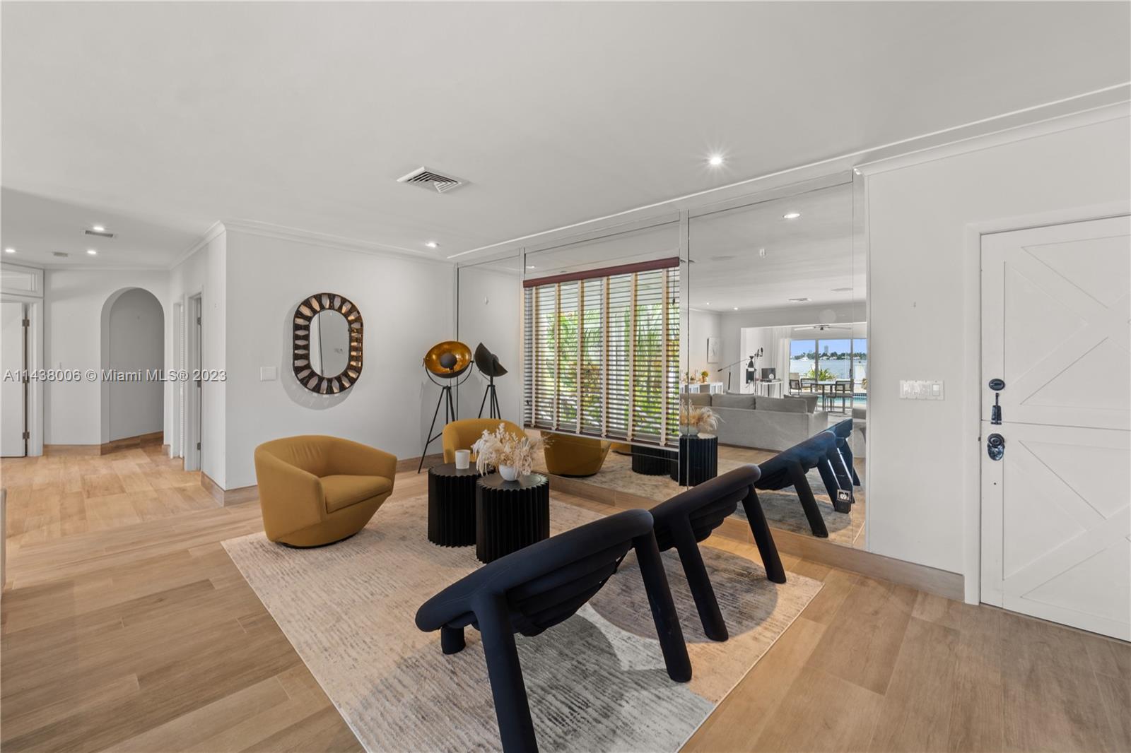 BELLE MEADE ISLAND - Residential