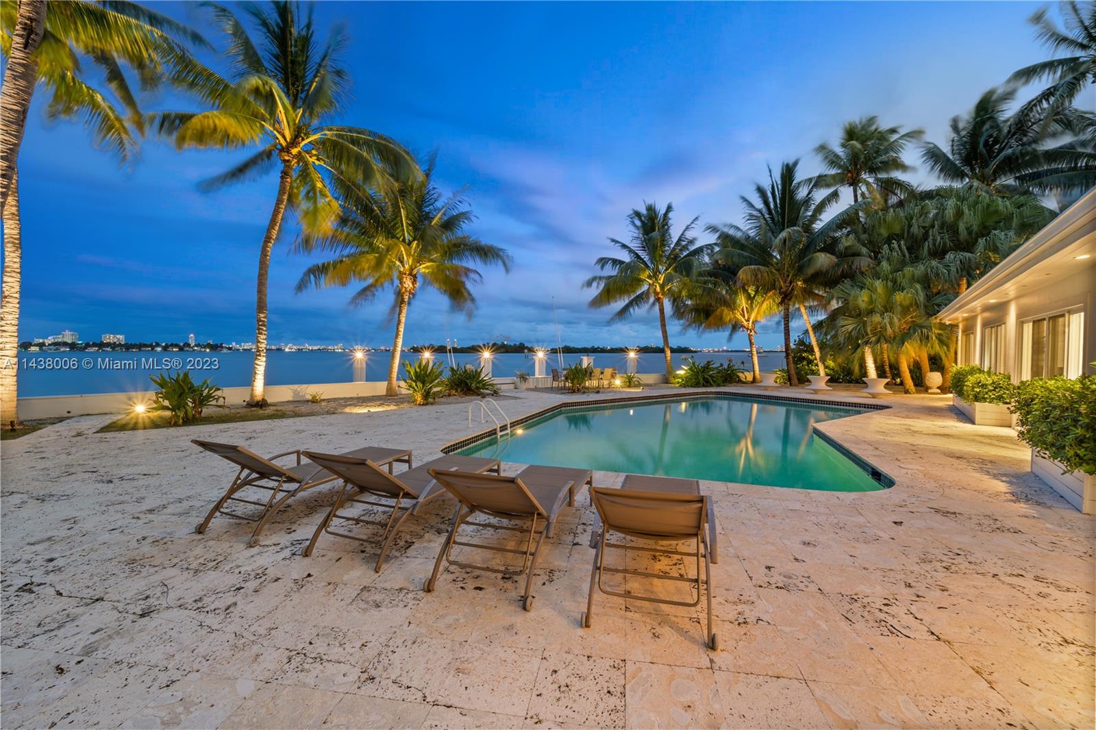 BELLE MEADE ISLAND - Residential