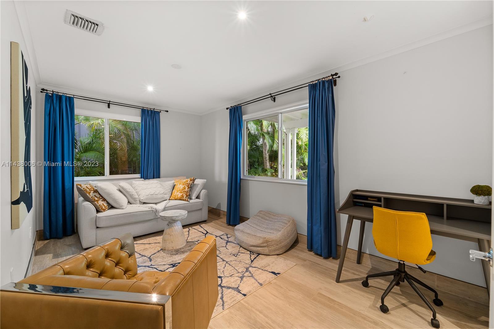 BELLE MEADE ISLAND - Residential