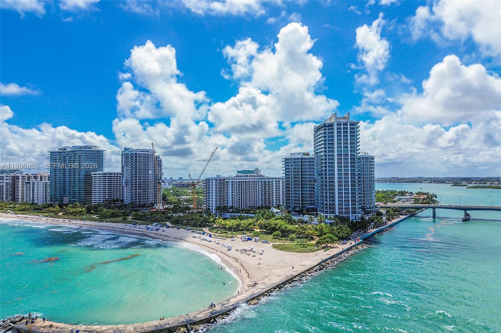 HARBOUR HOUSE - Residential