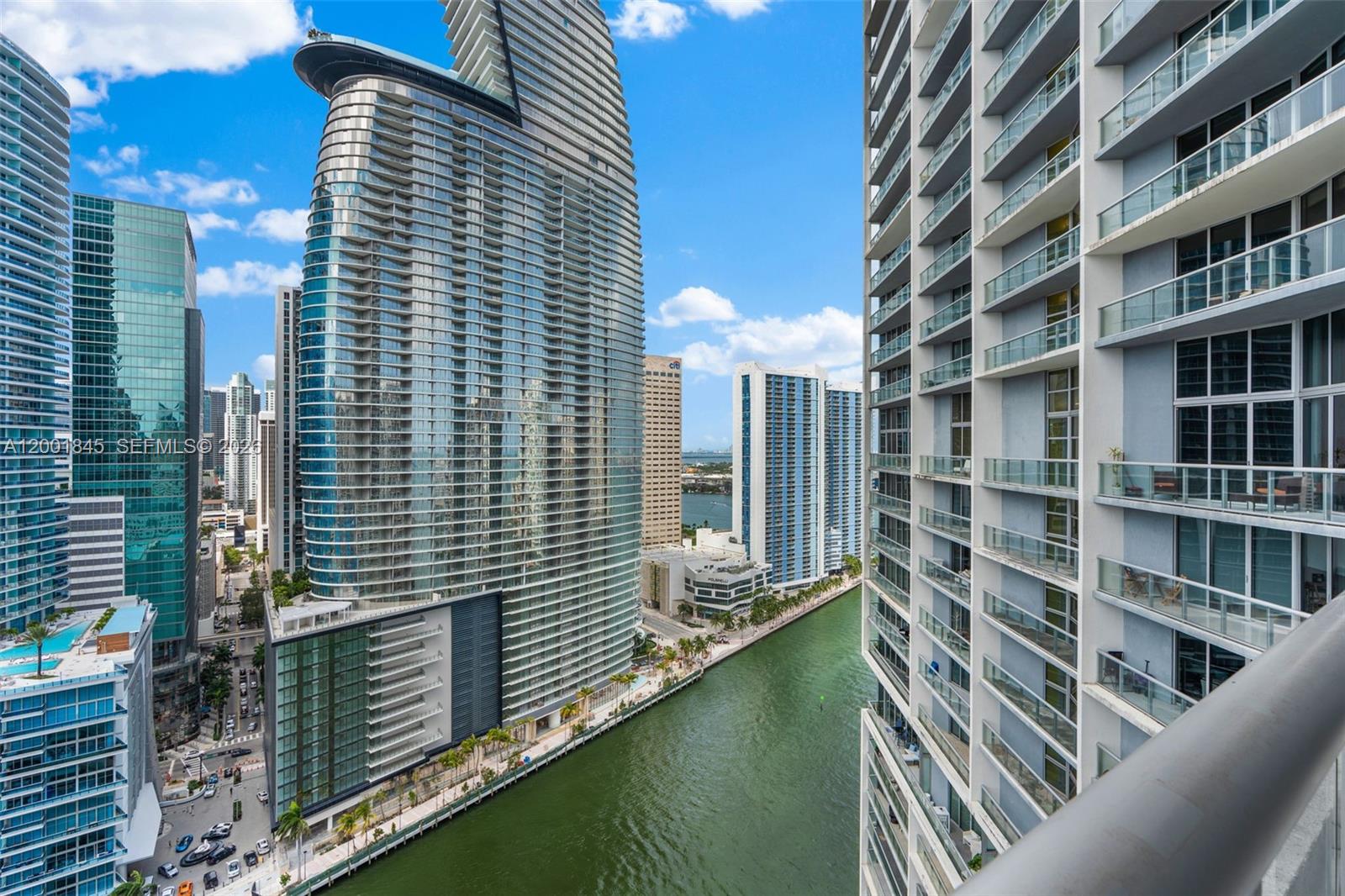 ICONBRICKELL CONDO NO 1 - Residential