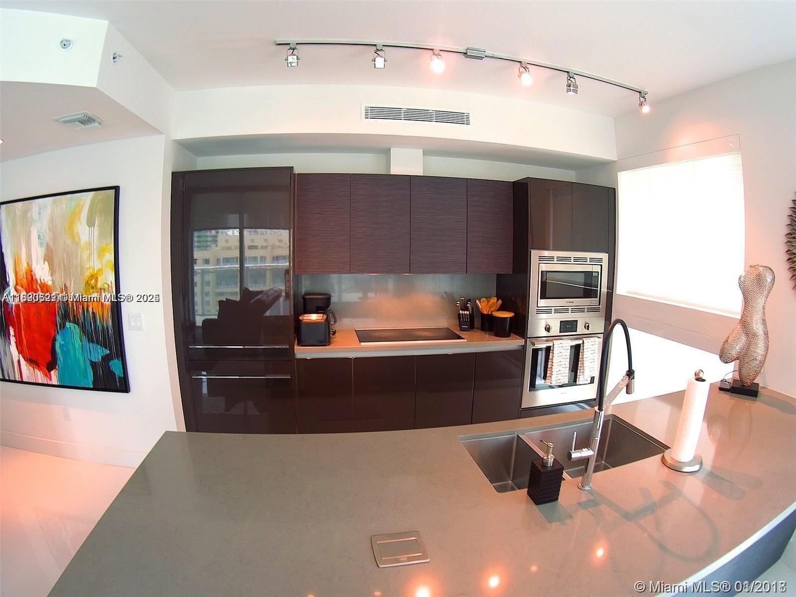 1080 Brickell Ave 2208