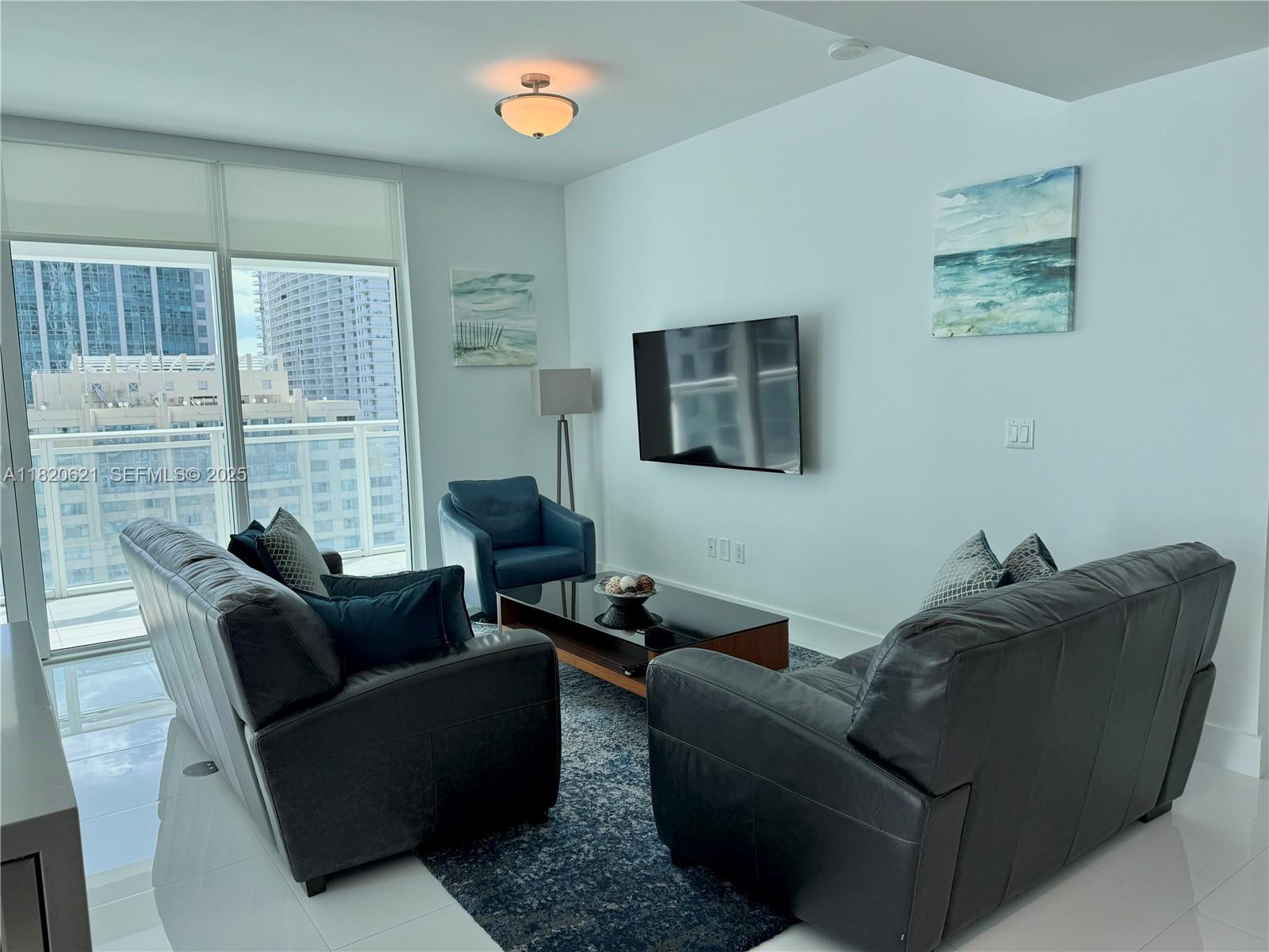 1080 Brickell Ave 2208