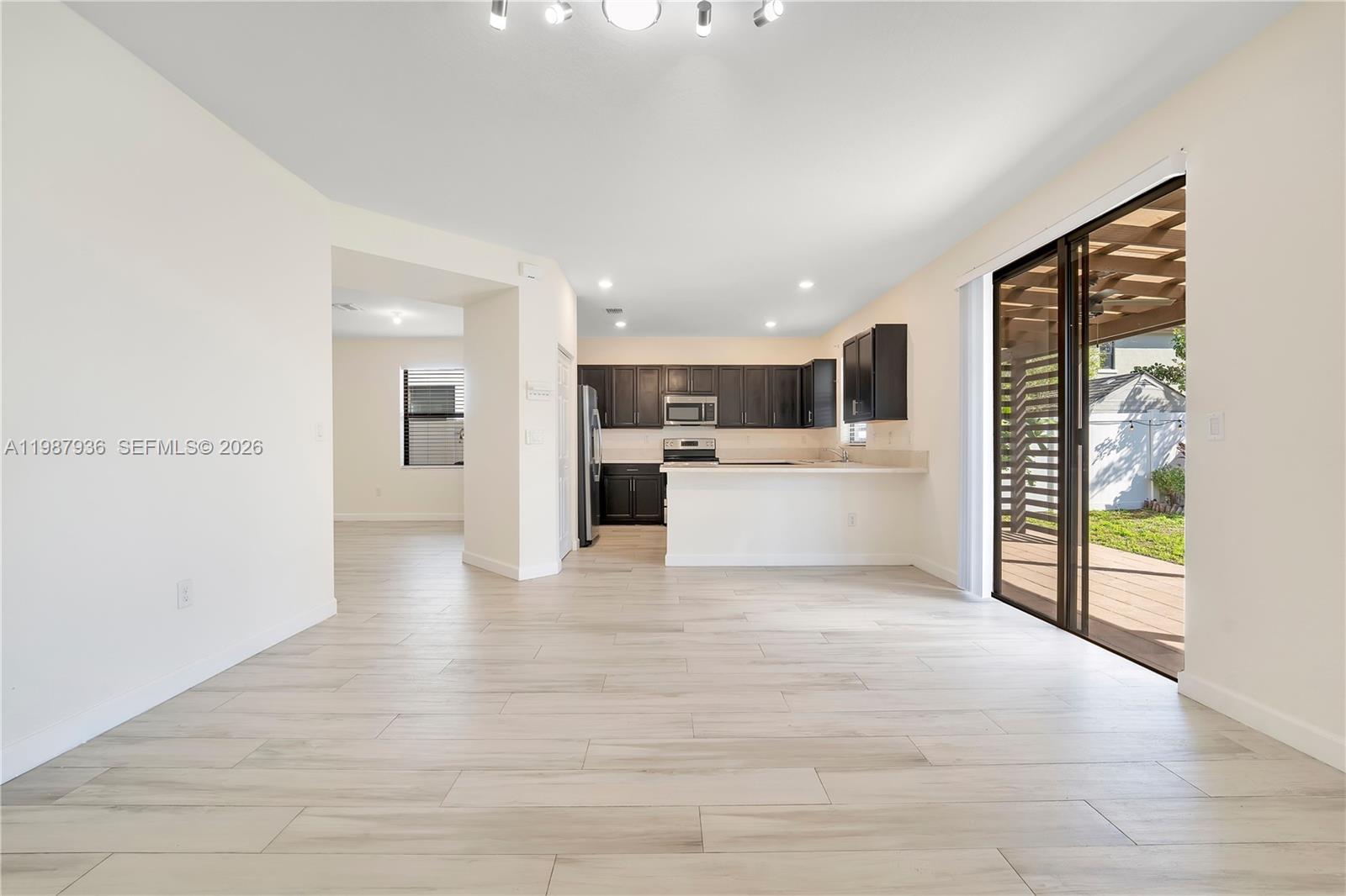 AQUABELLA SECTION TWO - Residential