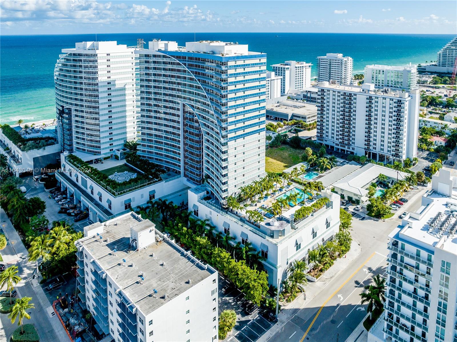 FORT LAUDERDALE RESIDENCE - Residential