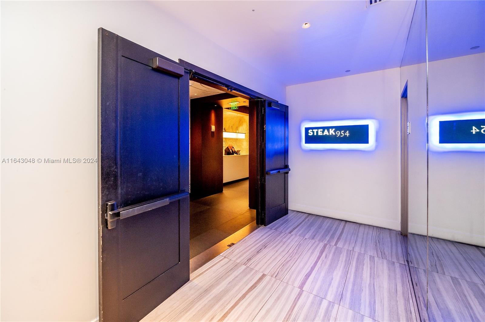 FORT LAUDERDALE RESIDENCE - Residential