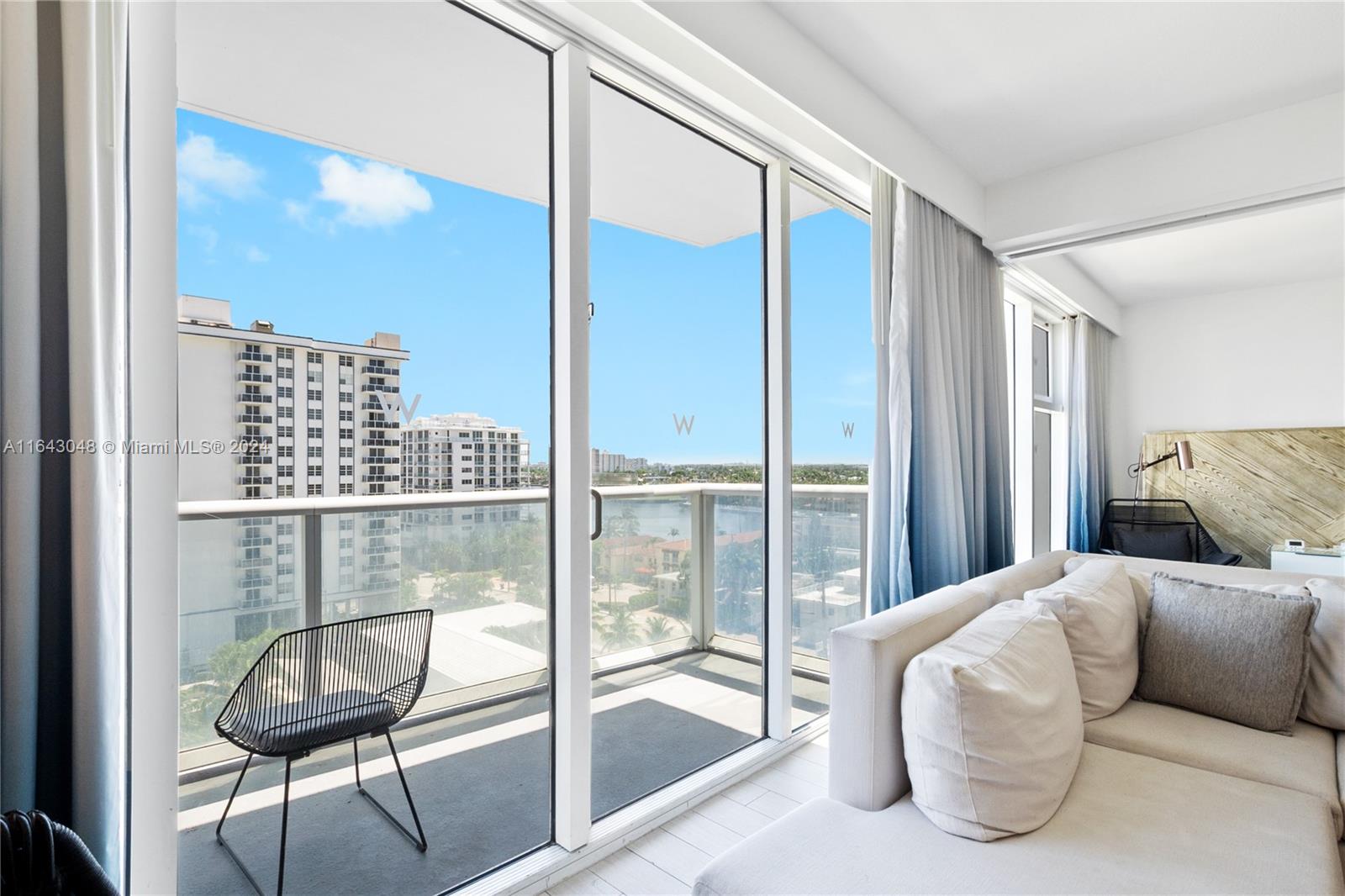 FORT LAUDERDALE RESIDENCE - Residential