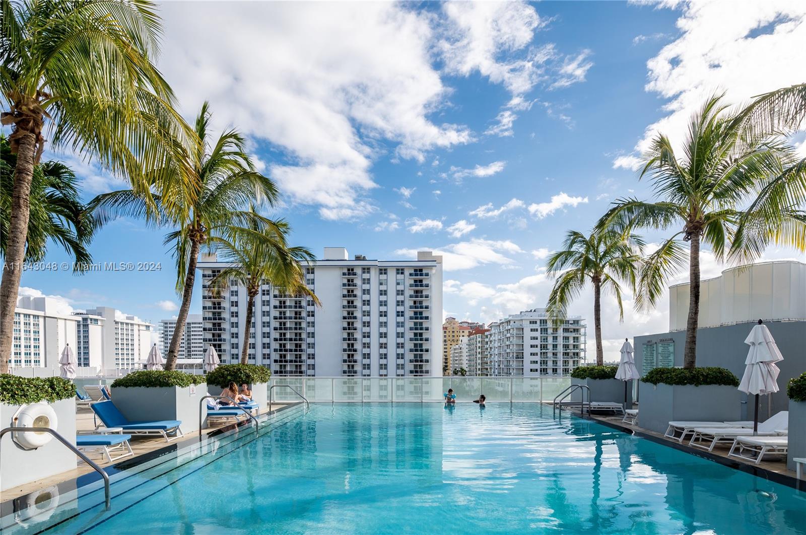 FORT LAUDERDALE RESIDENCE - Residential