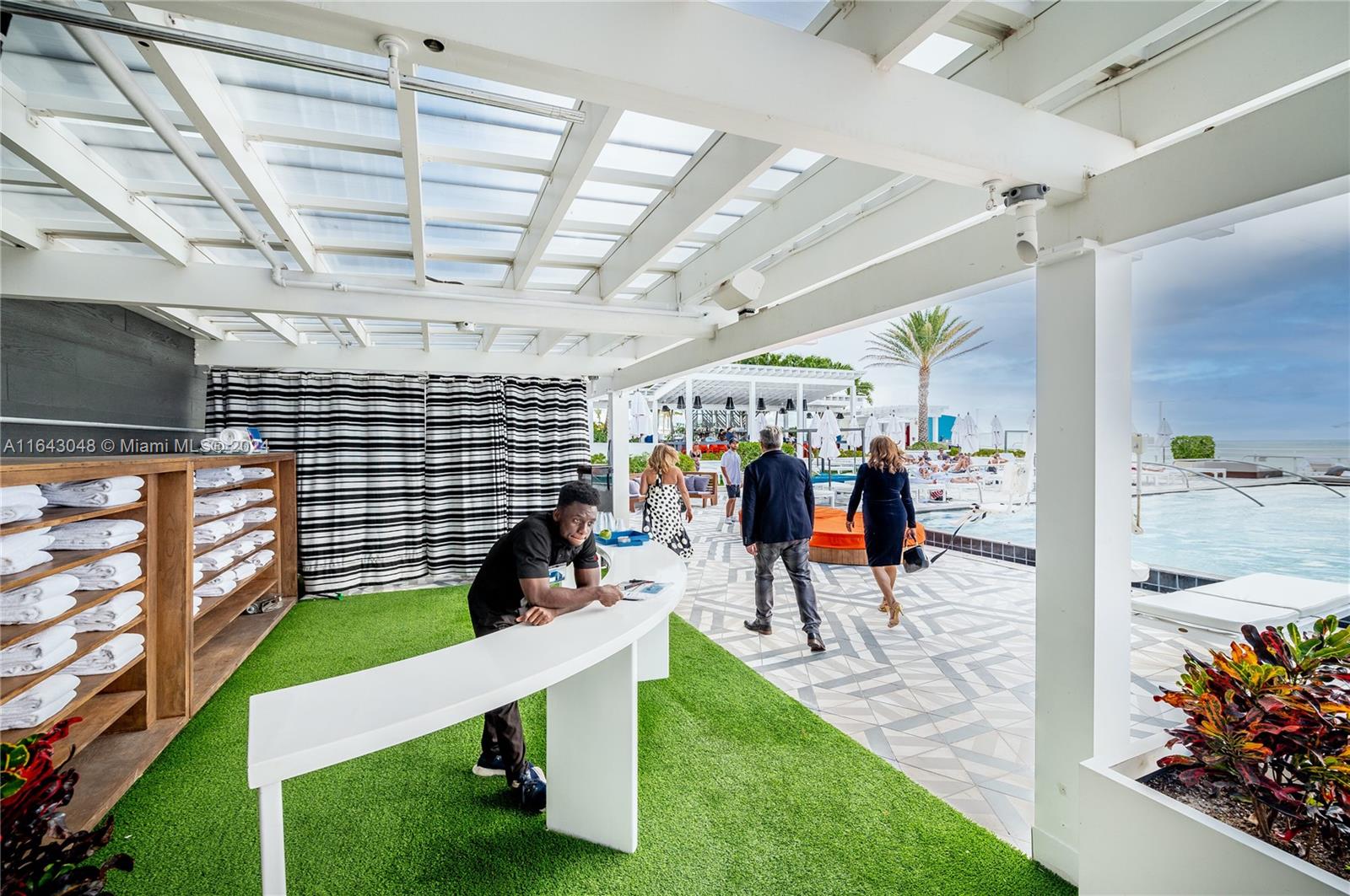 FORT LAUDERDALE RESIDENCE - Residential