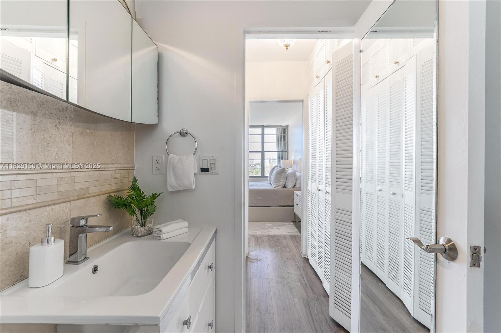 MEDITERRANEAN APARTMENTS - Residential