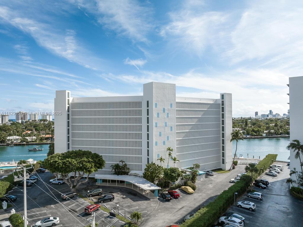 MEDITERRANEAN APARTMENTS - Residential