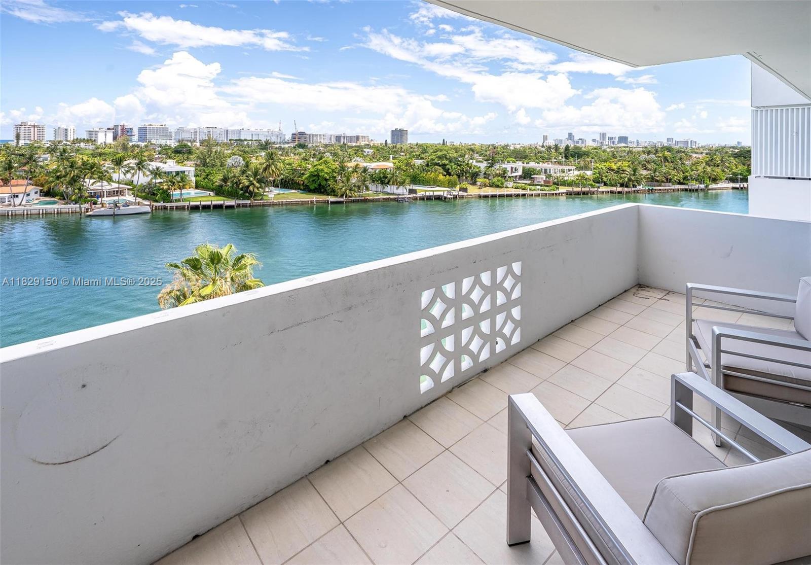 9101 E Bay Harbor Dr 705