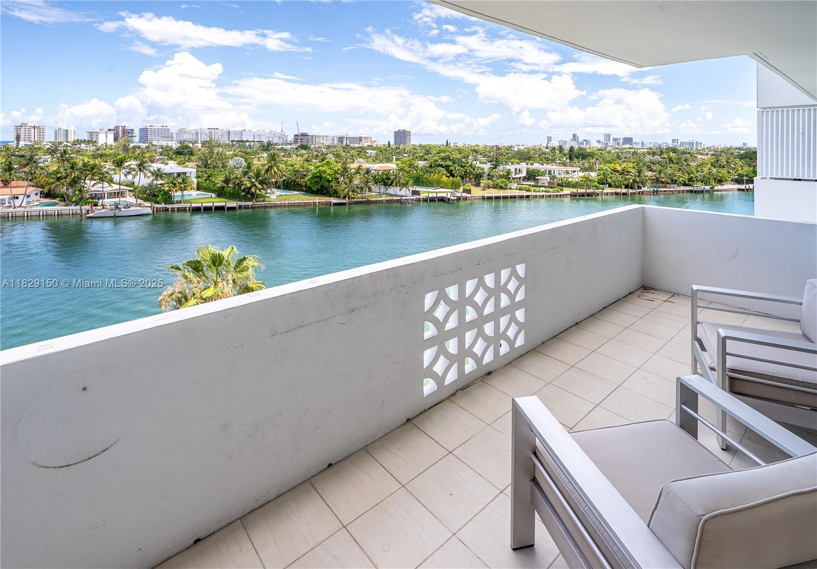 9101 E Bay Harbor Dr 705