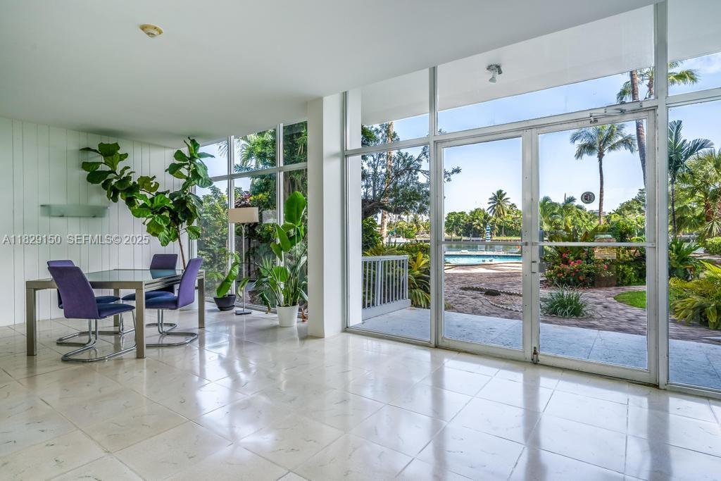 MEDITERRANEAN APARTMENTS - Residential