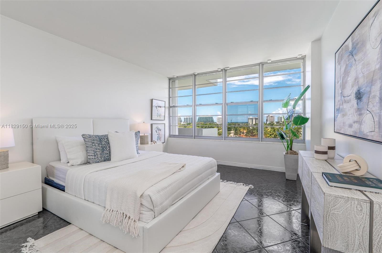 MEDITERRANEAN APARTMENTS - Residential