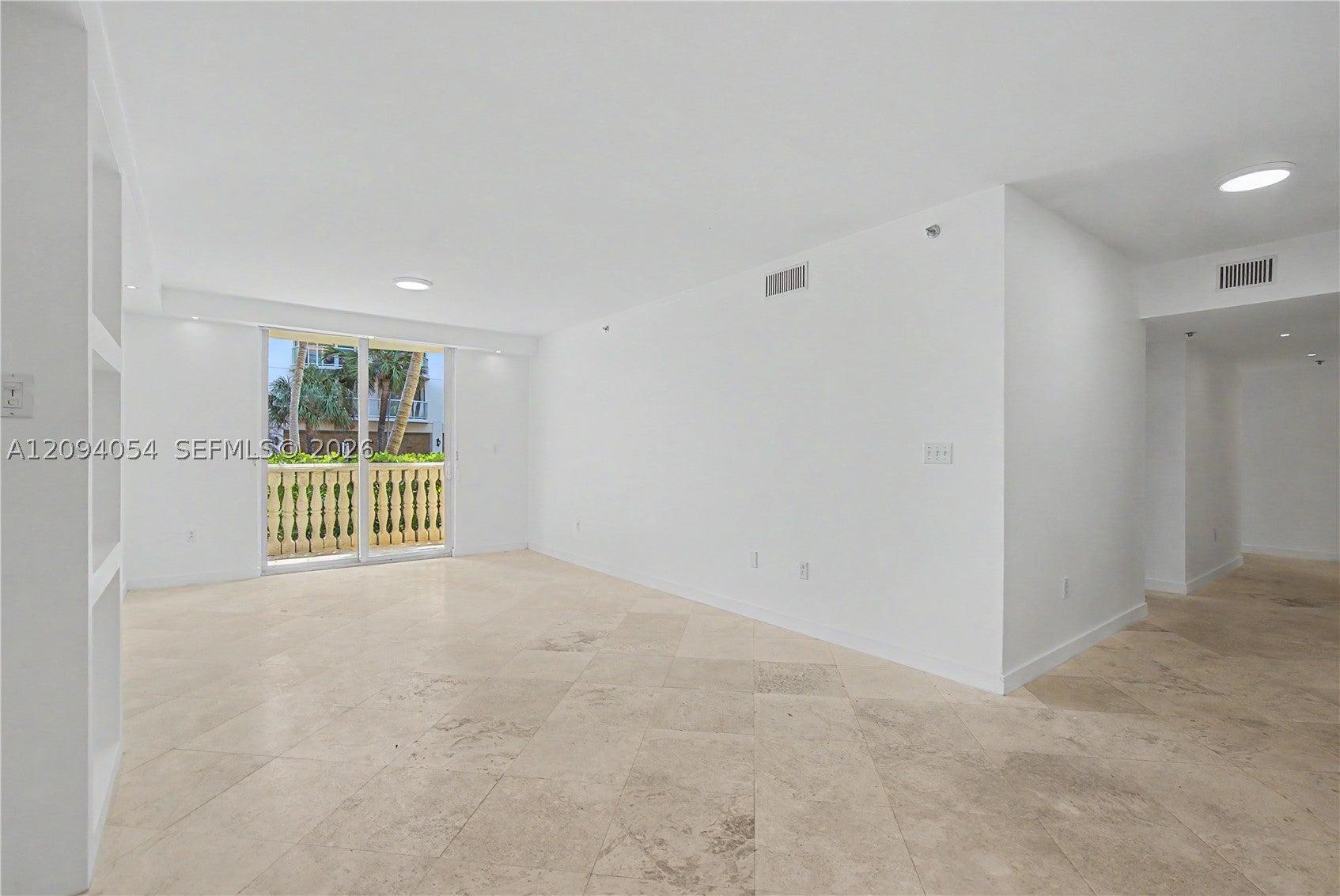 8888 Collins Ave 115