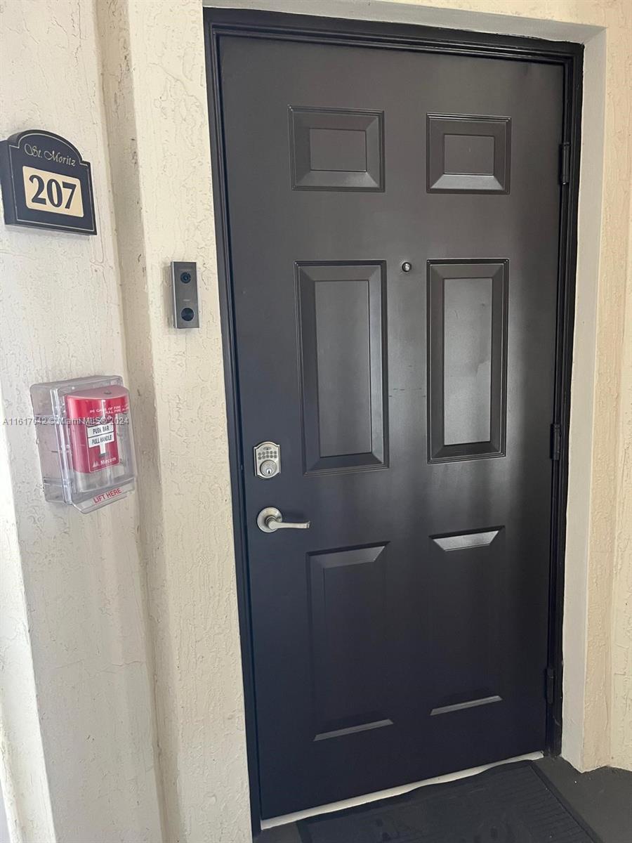 ST MORTIZ AT DORAL CONDO - Residential