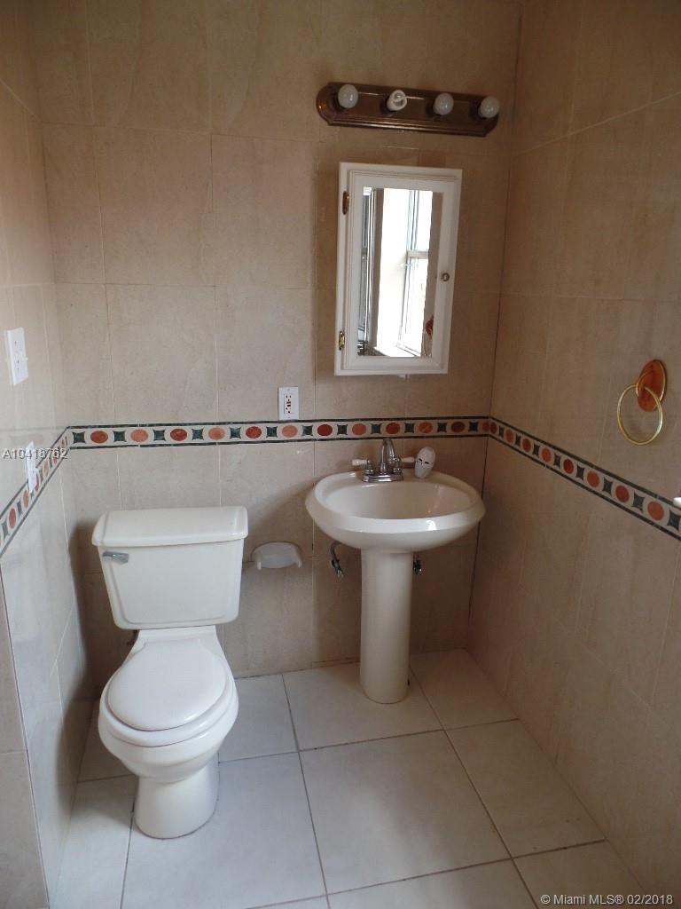 ENGLEWOOD - Residential