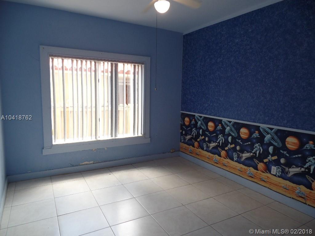 ENGLEWOOD - Residential