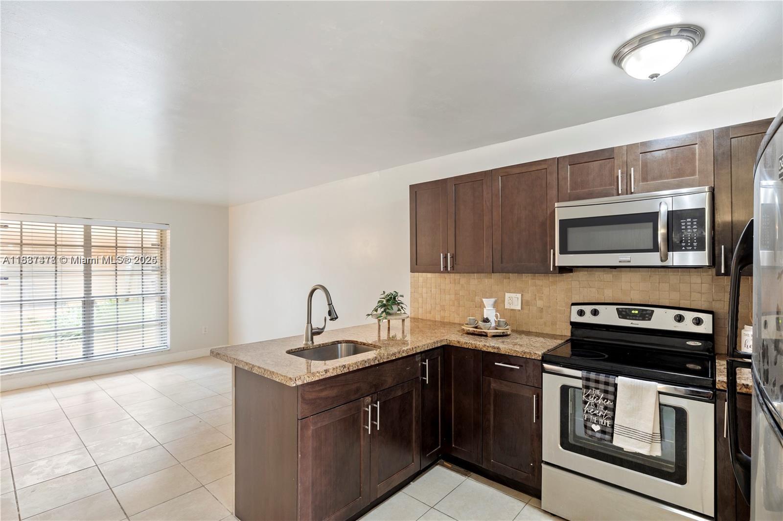 7241 Miami Lakes Dr D19