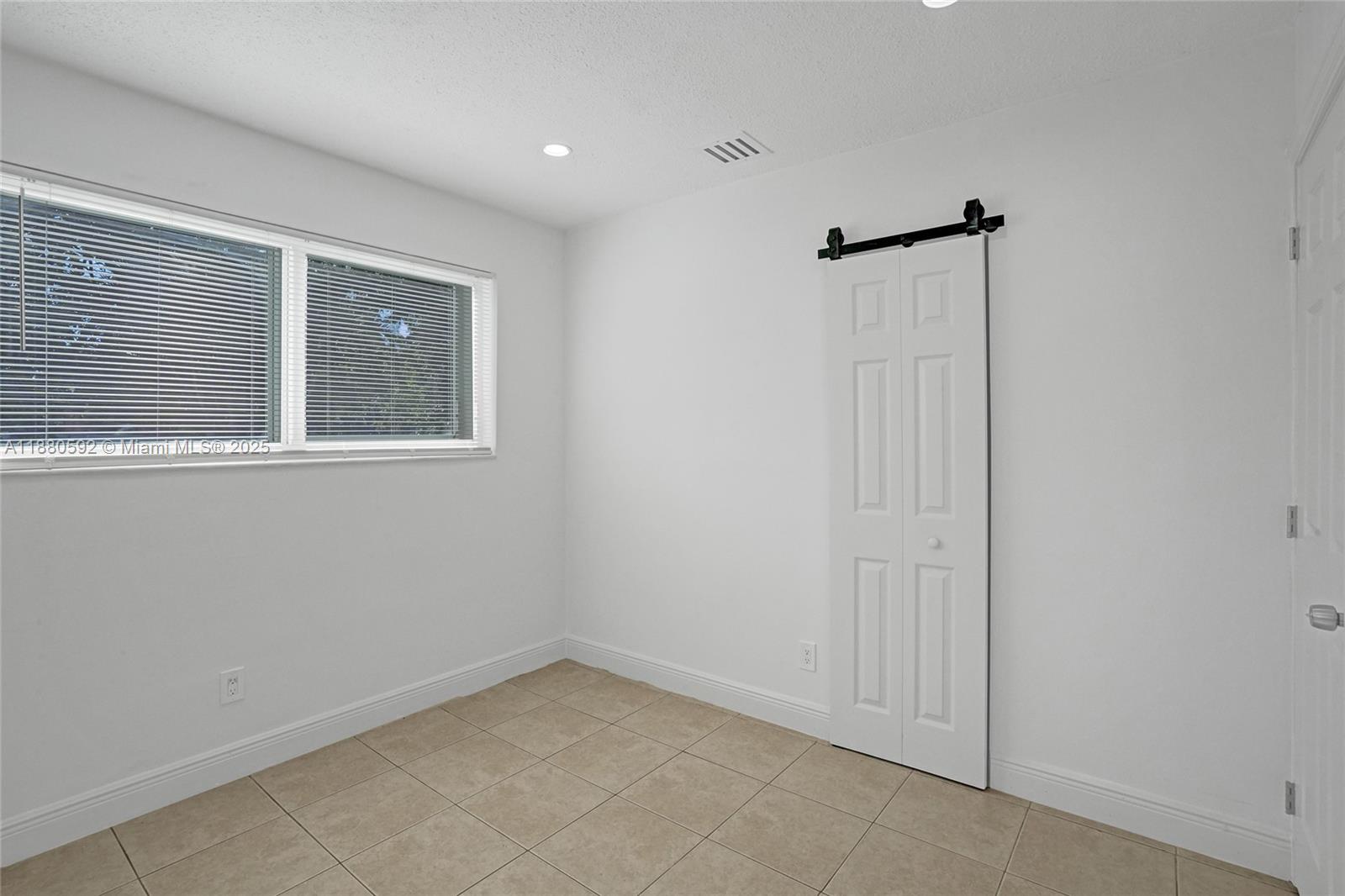 TOWN OF HALLANDALE B-13 - Residential Lease