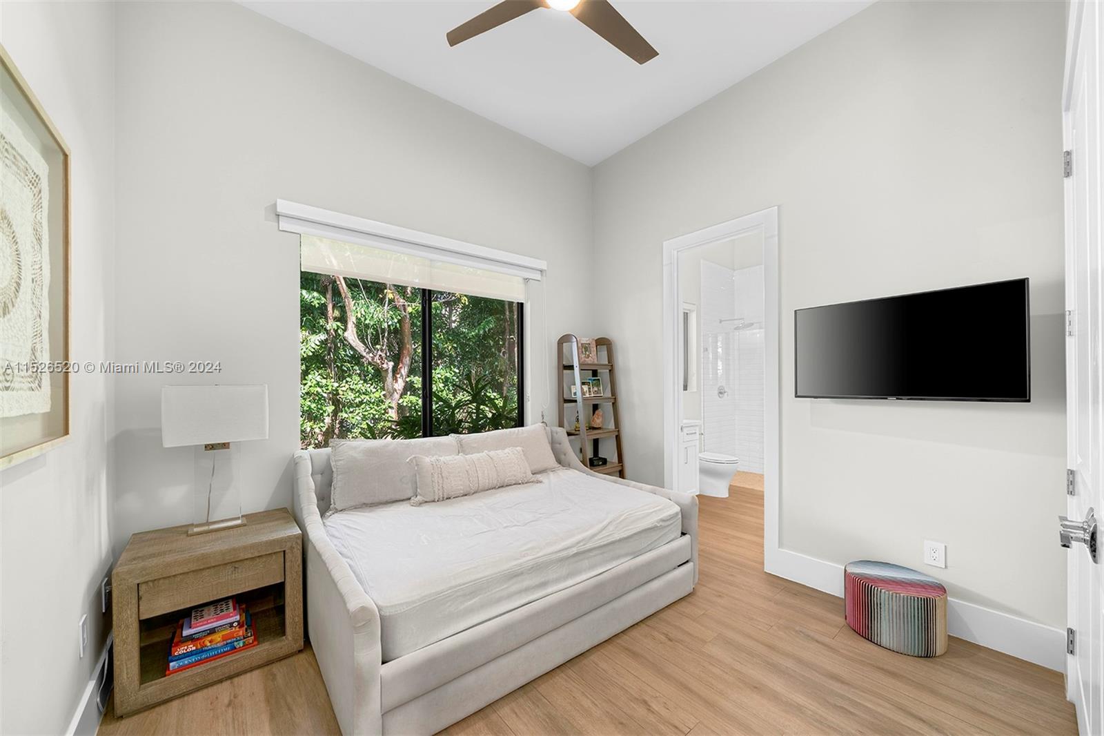 NORTH KENDALL - Residential