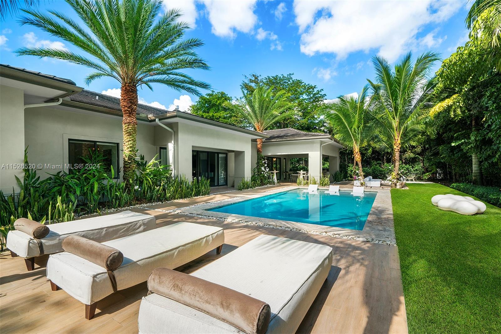 NORTH KENDALL - Residential