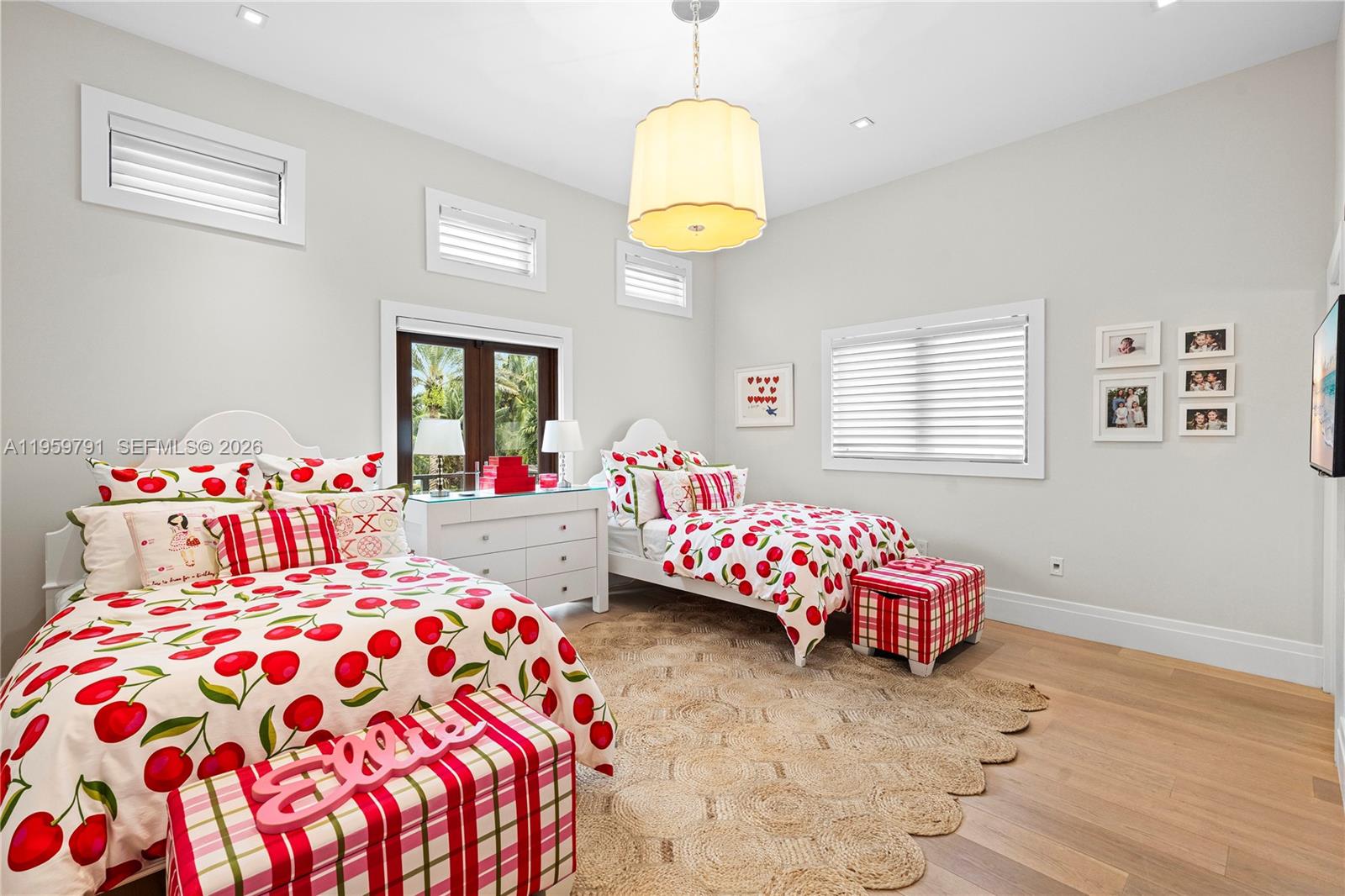 GABLES ESTATES NO 3 - Residential